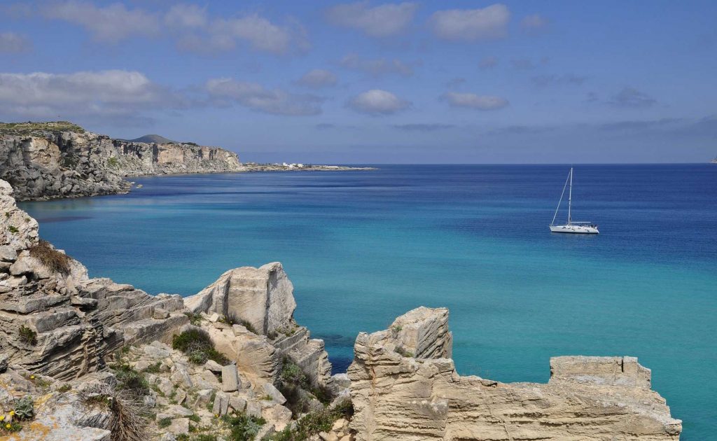Charter a Yacht for the Egadi with West Coast International