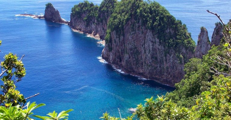 Yacht Holiday To Samoa Islands located in Pacific Ocean