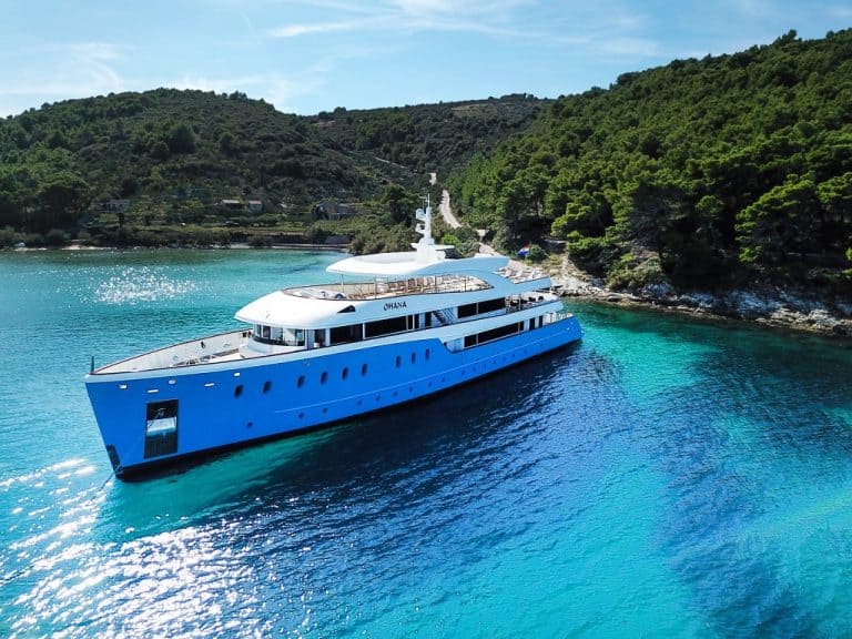 Your Ultimate Guide to Yacht Charters: Choosing the Perfect Getaway