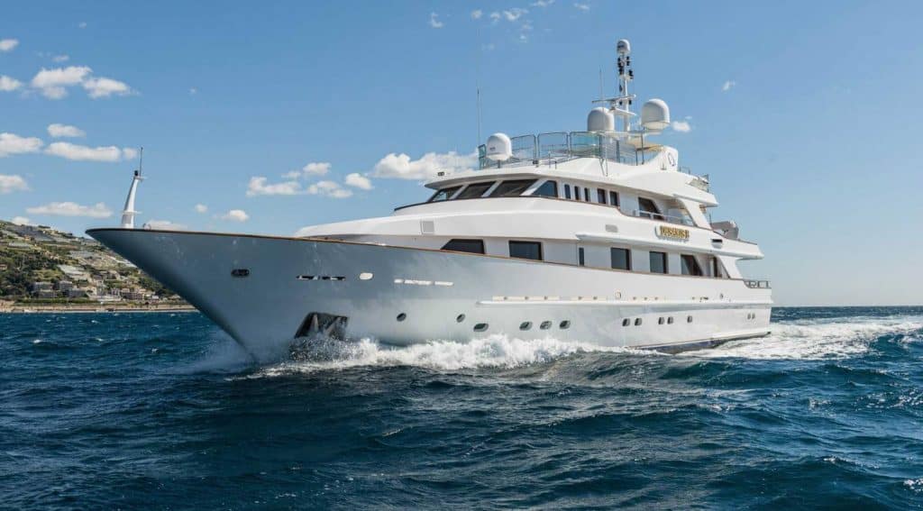 Desamis B Yacht Charter Details