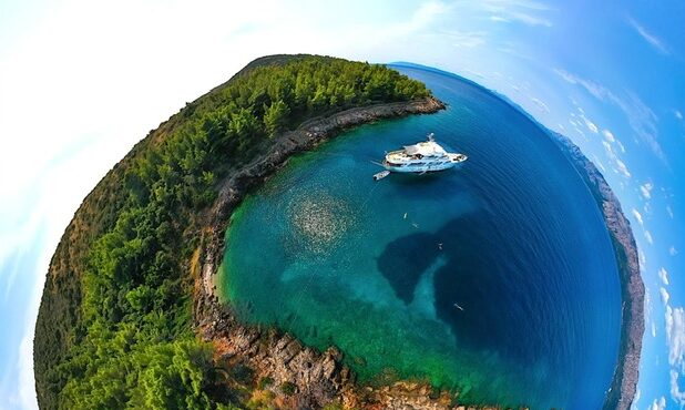 Exploring the Croatian Coast on the Classic Benetti Motor Yacht
