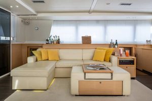 Blue Destiny - dinette - relax area