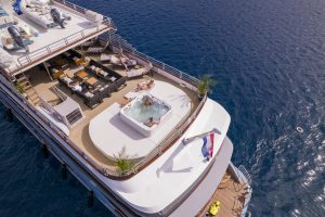 02 - Exterior - Sundeck (1)