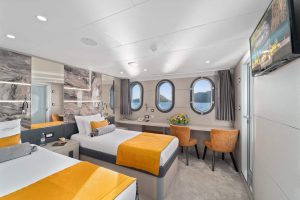 08 - Interior - Cabins - Double, Twin, Triple (6)