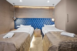 622709848-bella-twin-cabin-on-main-deck3-2