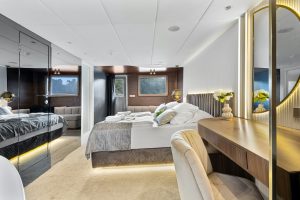 622712291-bella-3-master-cabin4-5