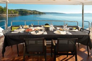 BF_Benetti 93'_Sales_Brochure 15