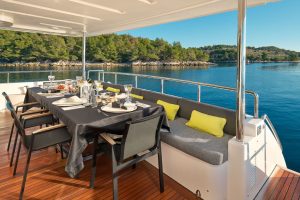 BF_Benetti 93'_Sales_Brochure 16