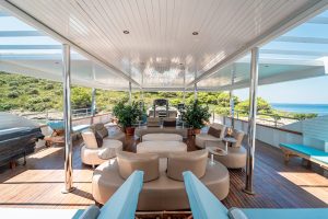 Riva - 02 - Exterior - Sundeck (3)