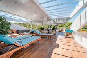 Riva - 02 - Exterior - Sundeck (4)