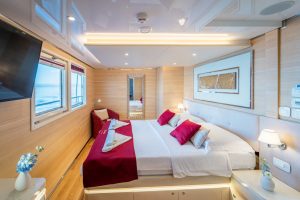 Riva - 08 - Interior - Cabins - 01 - Double Cabin Main Deck (1)