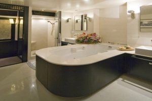 White Bathtub