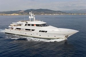 Motoryacht Sensei for charter