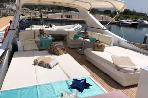Sundeck area