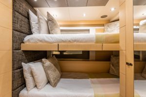 Sunseeker_Predator_80_0053