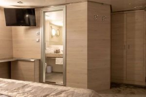 Cabin ensuite